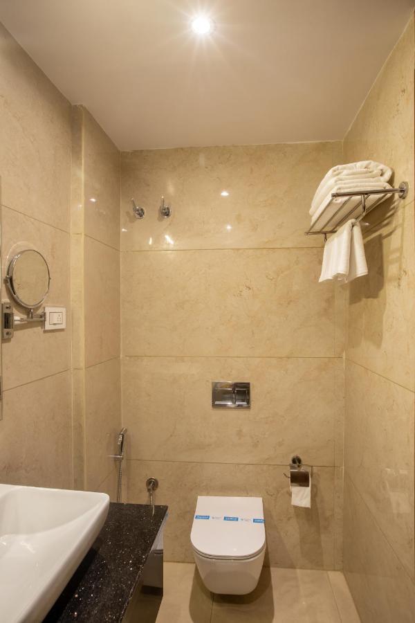 Golden Fortune Inn Hotel Бангалор Экстерьер фото